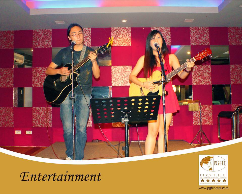 Pghi Hotel Quezon City Buitenkant foto