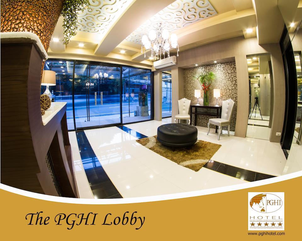 Pghi Hotel Quezon City Buitenkant foto