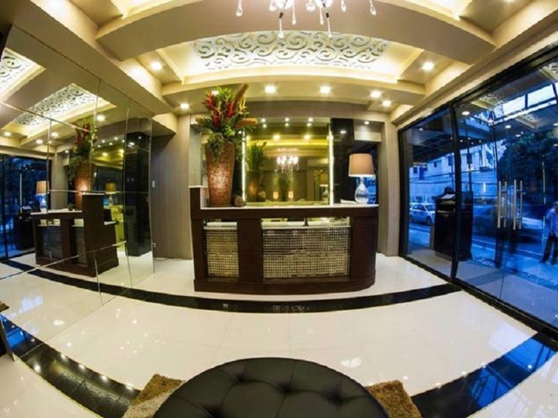 Pghi Hotel Quezon City Buitenkant foto