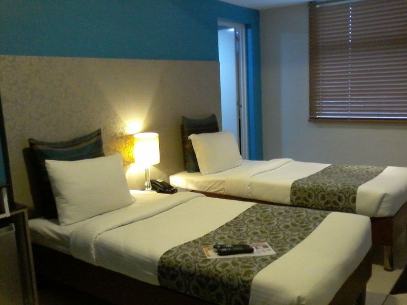 Pghi Hotel Quezon City Buitenkant foto