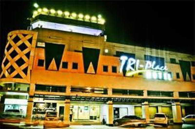 Pghi Hotel Quezon City Buitenkant foto